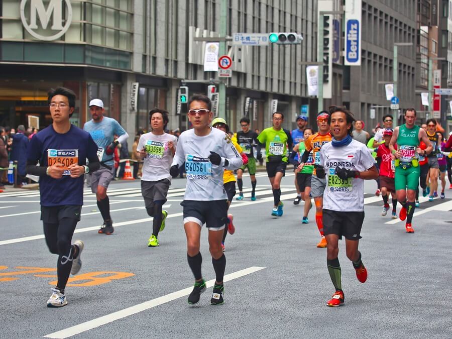 奧運馬拉松選手跑得又快又穩的秘密