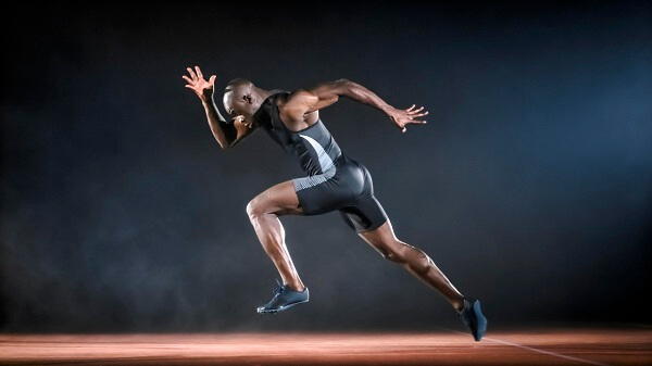 跑步時的擺臂對能量消耗有影響嗎？