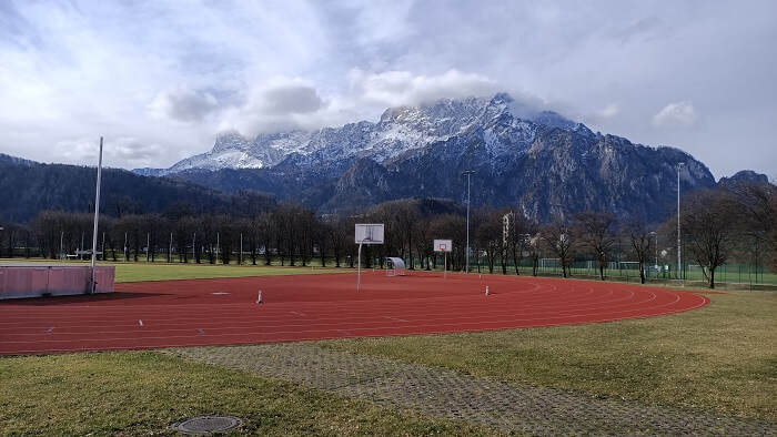 阿爾卑斯山腳的訓練中心